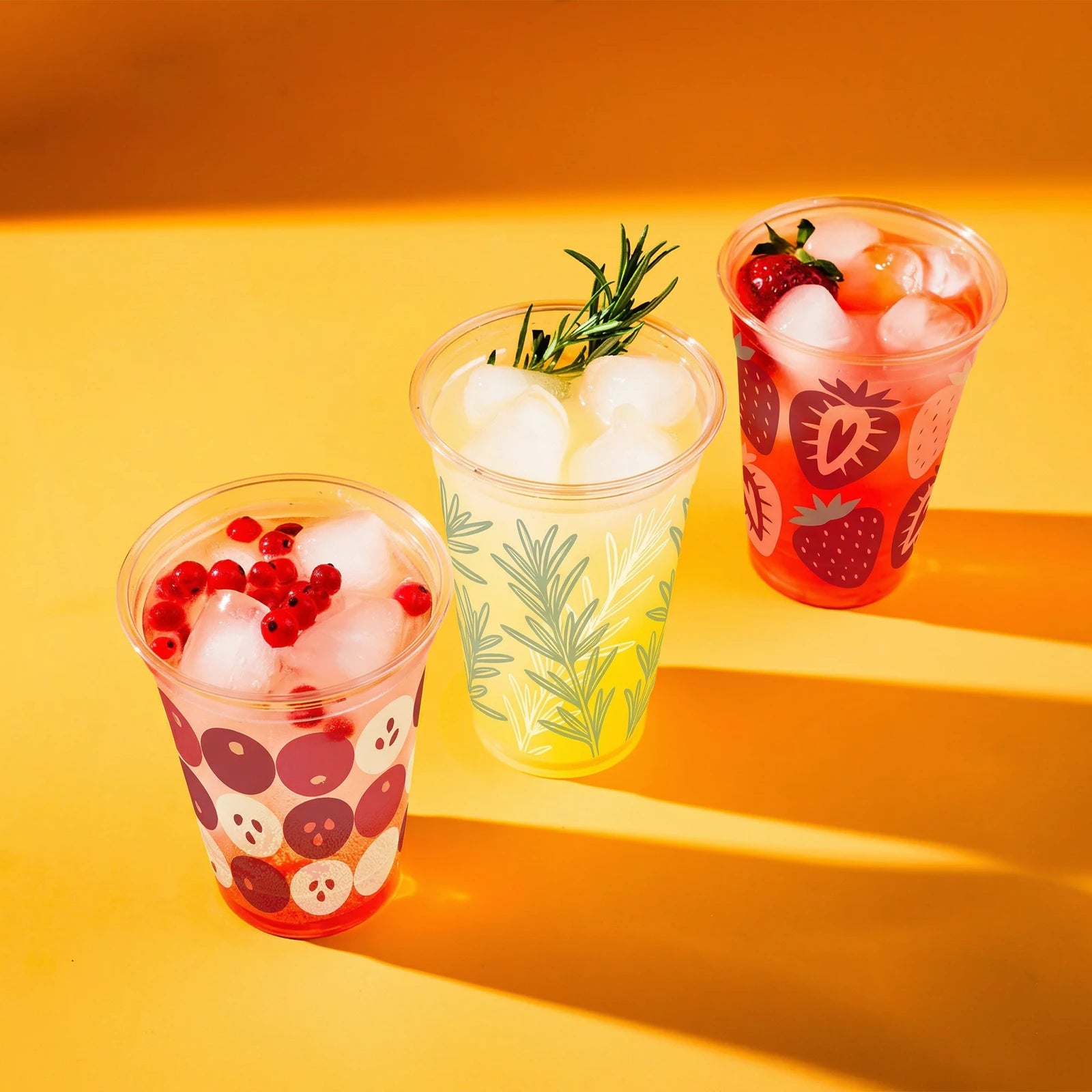 Kunststoffbecher | 1-4 Farben | Großhandel